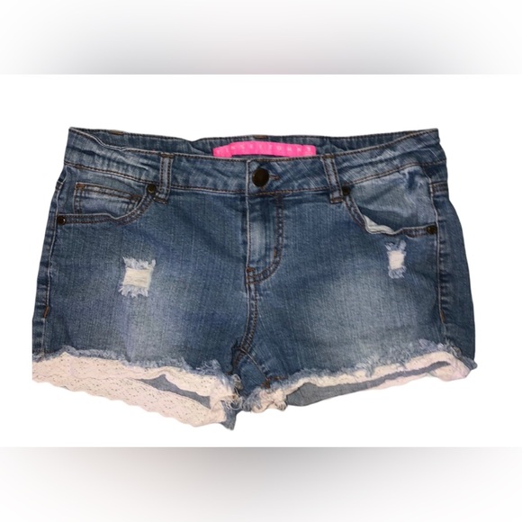 Tinseltown Pants - Tinseltown Lace Denim Shorts